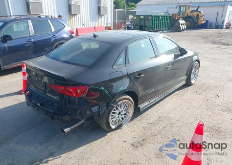 2016 Audi A3 2.0T Premium из США, поврежденный, VIN WAUB8GFF7G1095292